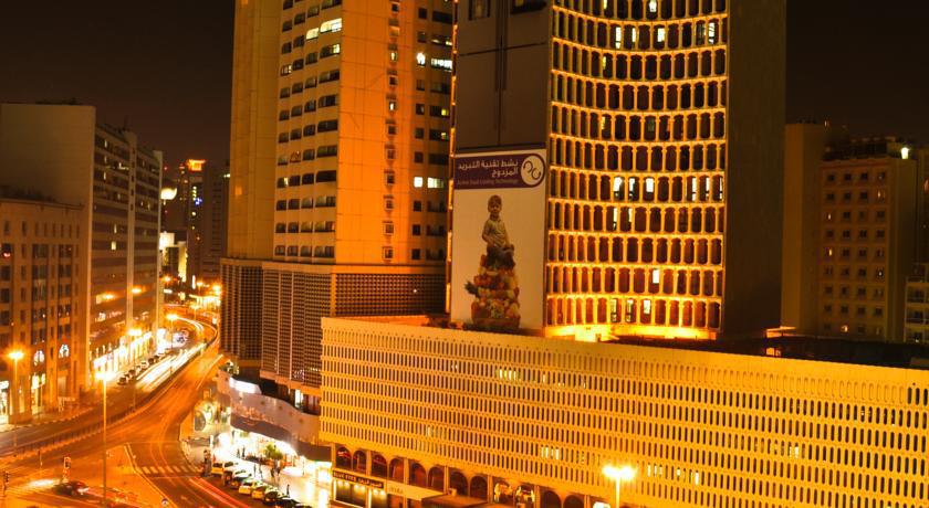 Phoenicia Grand Hotel Dubái Exterior foto